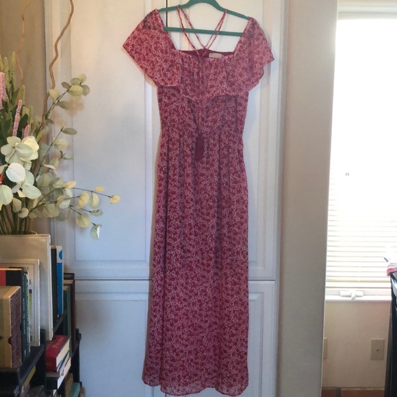 MICHAEL Michael Kors Dresses & Skirts - Michael Kors floral off the shoulder sun dress